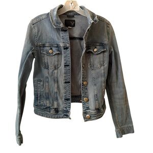 American Eagle Outfitters Light Blue Jean Jacket S